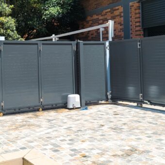 Curved Sliding Gate
