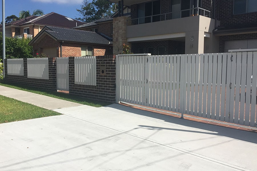 bifold-gate-fence-panels-big
