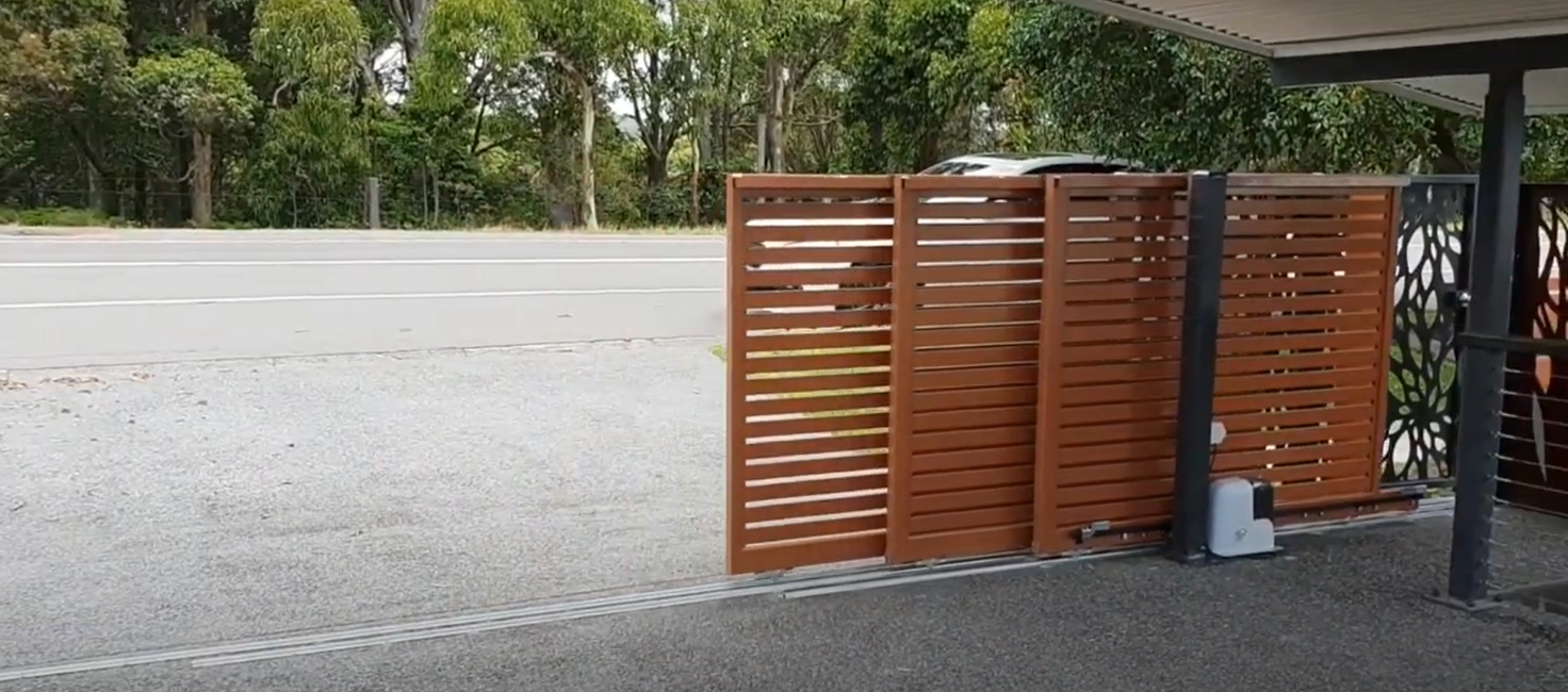triple-telescopic-gate