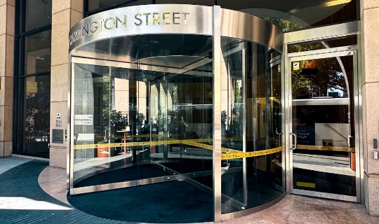 is-your-automatic-door-service-failing-compliance
